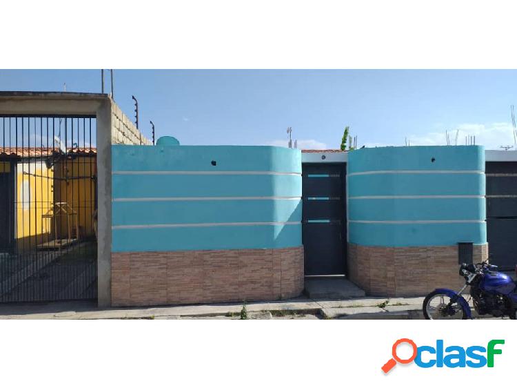 Se Vende bella Casa en San Joaquín