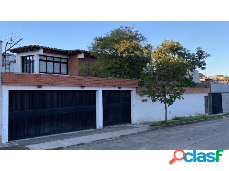 En Venta Casa Lomas de la Lagunita 300 mts 5H+S/4B+S/6PE