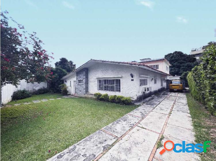 Se Vende Casa en Altamira de 965 mts 5H/4B/8P
