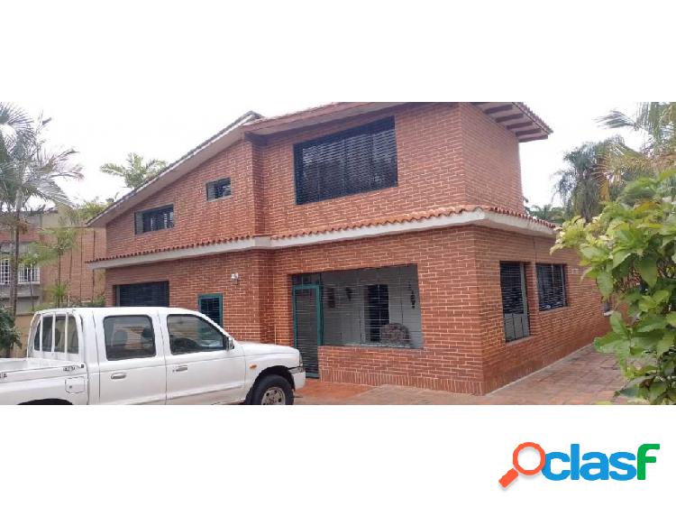 Vendo Casa 820m2 7H5B4E Altamira