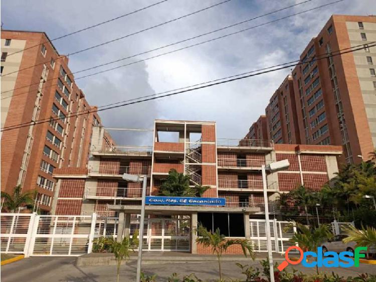 Se Alquila Apartamento Semi Amoblado en El Encantado