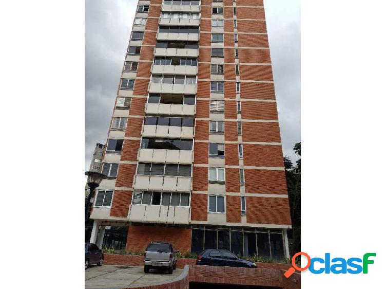 Alquilo apartamento 180m2 3h+s/2b+s/1pe La Florida 5904