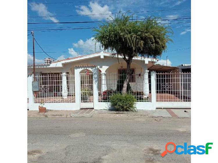 Casa en Ciudad Alianza, Guacara, Carabobo - 312 m2 -