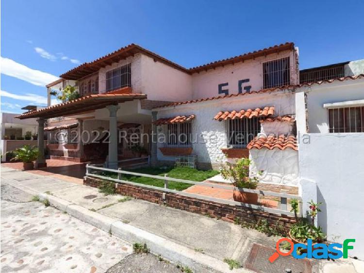 Rent-House Ofrece hermosa casa semi amoblad de dos niveles