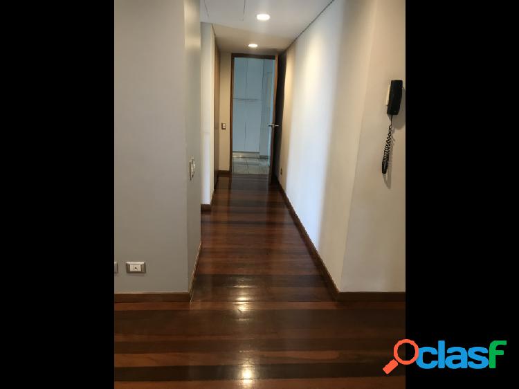 Apartamento en venta Altamira