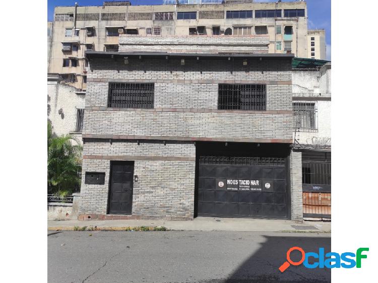 Vendo casa comercial 453 m2 Bello Monte 0314