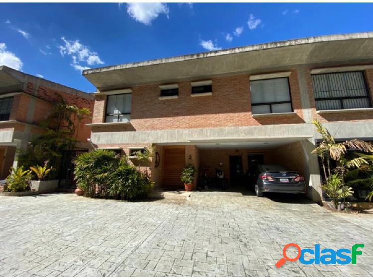 Alquiler casa con vista en conjunto cerrado Alto Hatillo