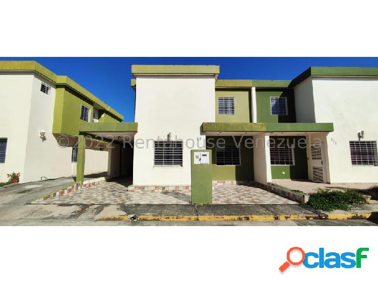 Casa en venta Trapiche Villas Cabudare #23-16659 $Mariel