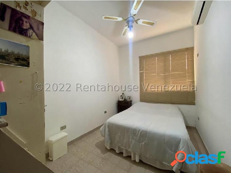 VENTA EDE CASA COLINAS DE SANTA ELENA 22-26623 YOLMAR M