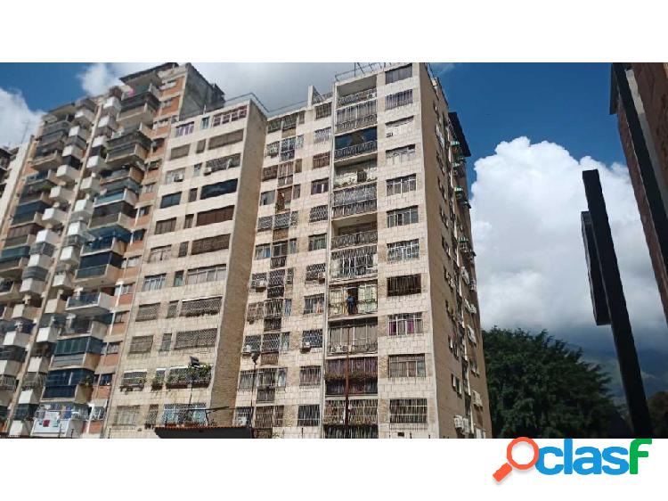 Vendo apto 110m2 3h/2b/1p Los Ruices 0716