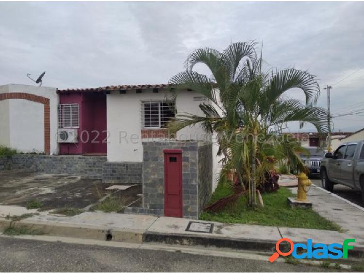 Casa en venta Los Cerezos Cabudare 23-13225 KarenG