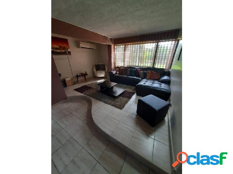 En venta Apartamento amoblado frente a la UJAP. San Diego.