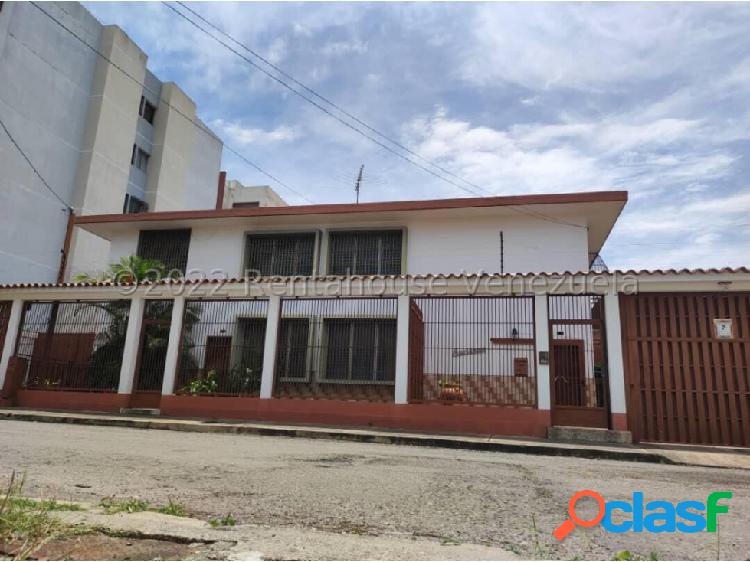 * Jesús Terán Vende Bella Casa en Zona Oeste de Bqto Flex