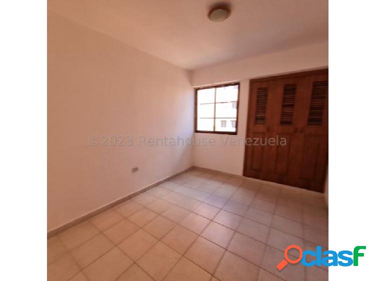 apartamento En Alquiler zona Este Barquisimeto JRH 23-18897