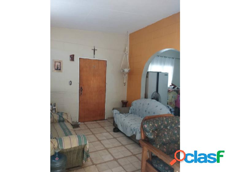 Casa en Venta en la Urb Fundacion Mendoza Valencia Carabobo