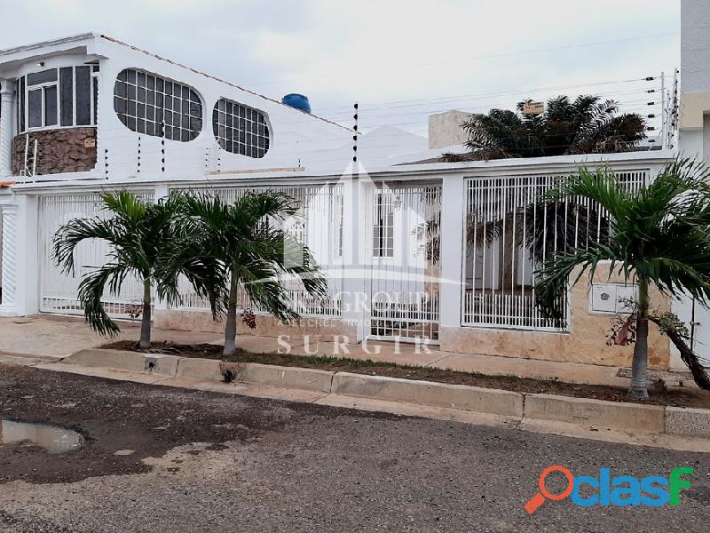 Casa en LAS VIRTUDES 2, CIRCUITO CERRADO, PUNTO FIJO SGC 240