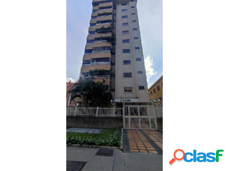 APARTAMENTO EN EL ROSAL EN VENTA (REMODELADO BONITO)