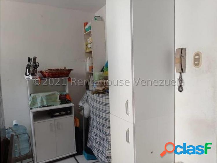 Apartamento En Venta centro Barquisimeto 22-15816 JRH