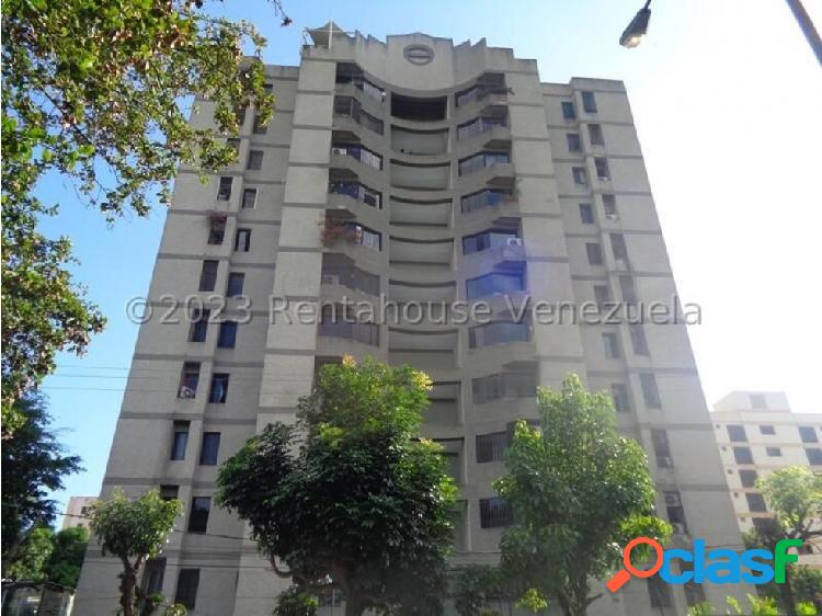 **Junior Alvarado Vende Apartamento Rah 23-18360 **