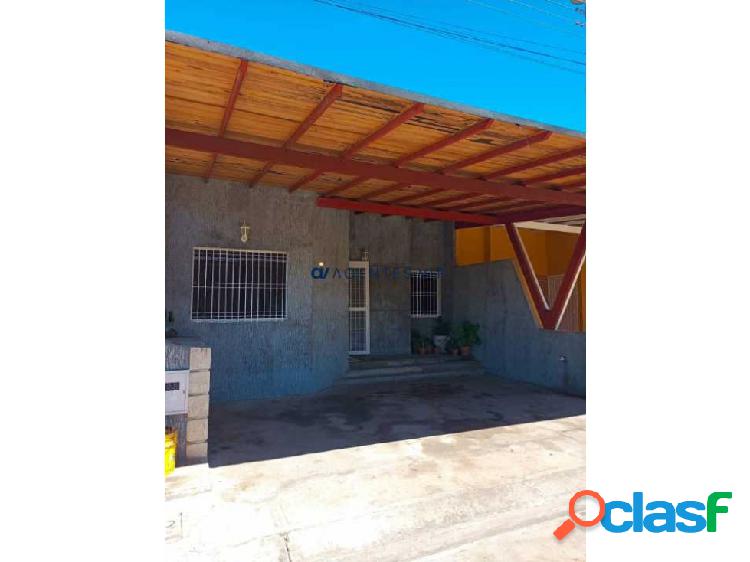 Se vende Casa en Urbanización Las Palmeras 1 de las