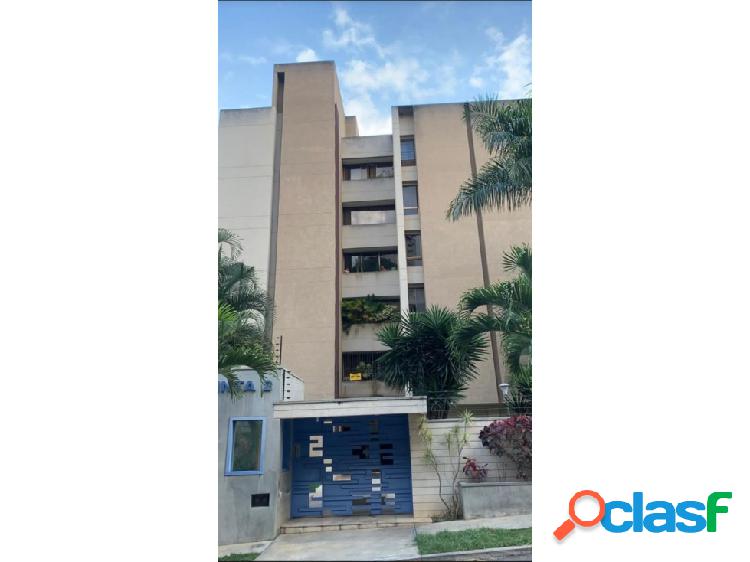 Se vende Apartamento 267m2. 4H+S/4B+S/2P. Las Mercedes.