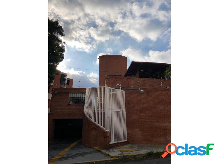 Townhouse En Venta En La Florida 398m2 4h/5b/4p