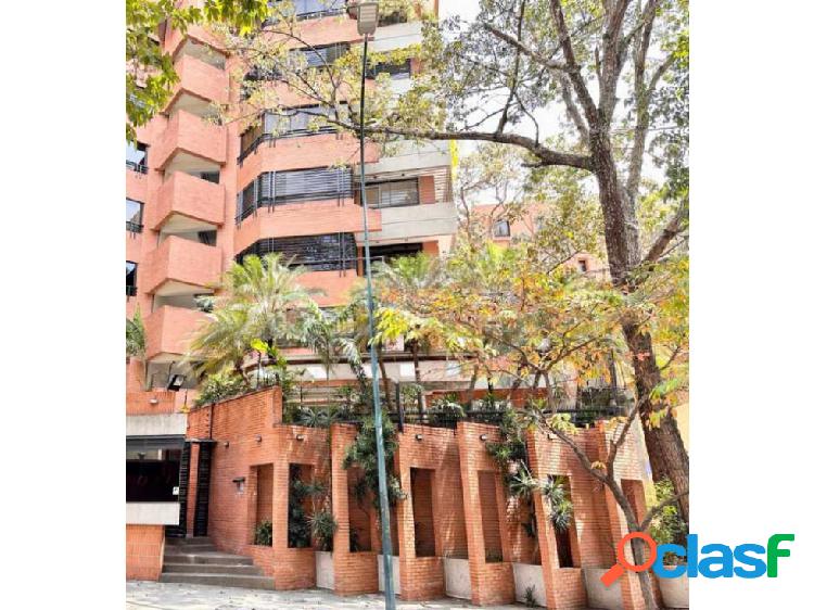 Vendo apartamento 170m2 2h+s/2b+s/2p Campo Alegre 7065