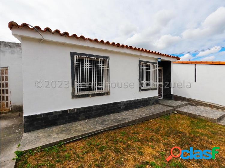 CASA EN VENTA VILLA YARA BQTO 23-20760 YOLMAR MENDOZA