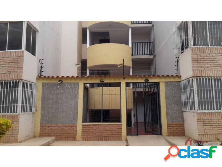 En venta apto en Balcones de Paraguana. Pto. Fijo