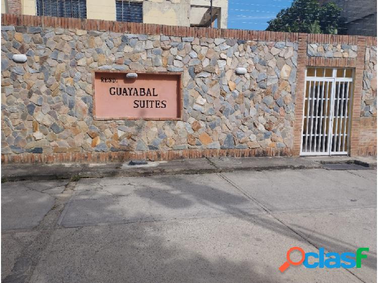 Apartamento en Res. Guayabal Suites, Naguanagua - 70 M² -