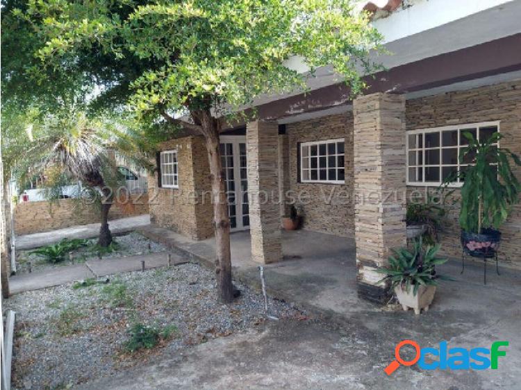 Gabriela 0424-5245033 CASA EN VENTA LAS TRINITARIAS BQTO