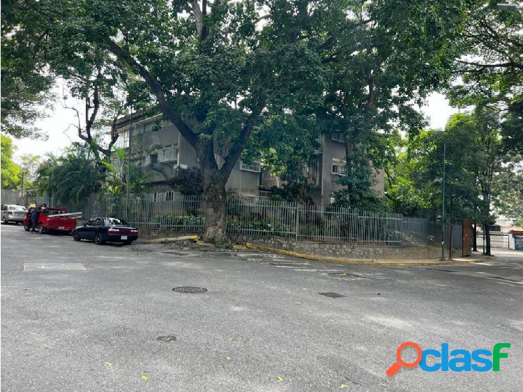 Se vende Terreno 975m2. La Campiña.