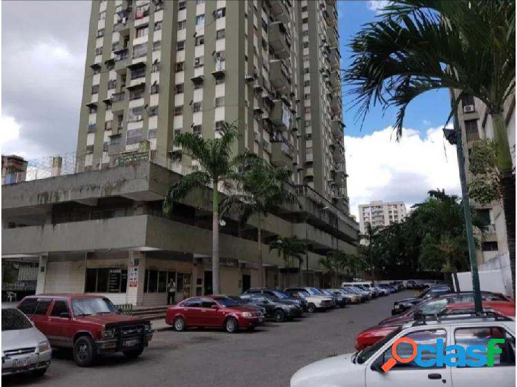 Se vende apto 85m2 2h/2b/0p Quinta 0004