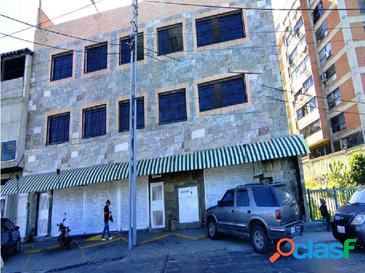 Venta de Edificio Comercial La Guaira 1680m2/6B/10PE