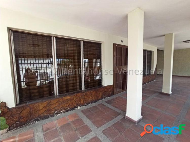 // Casa en Venta OEste Barquisimeto Urb. Santa Ines 23-18672