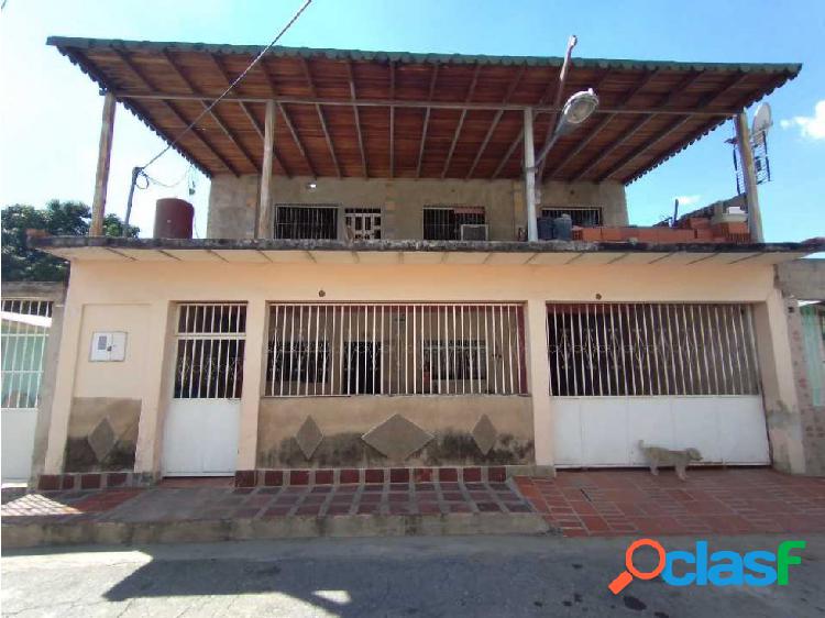 Se Vende Casa Cerca de Av. Intercomunal Turmero - Maracay