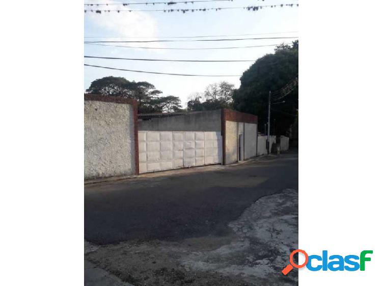 Vendo Casa en las Delicias (Camoruco) Maracay