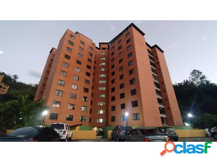Vendo apartamento 156 M2 4H/3.5B/2PE Colinas de La Tahona