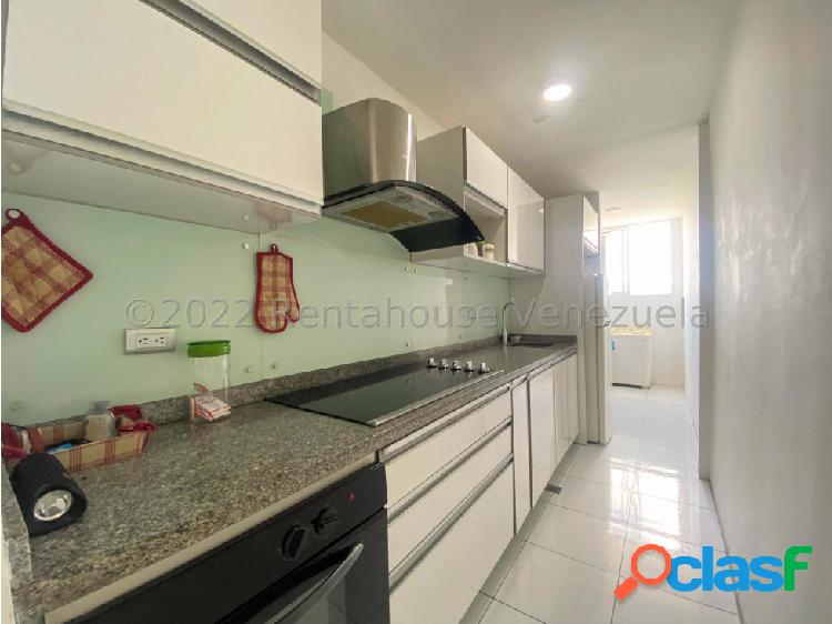 Apartamento en Venta Las Trinitarias Zona Este 23-11522 FCS