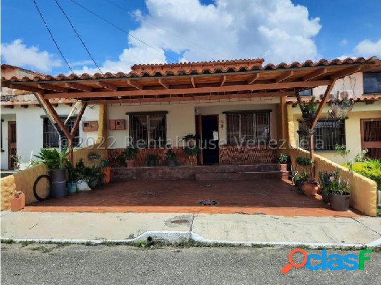 Gabriela 0424-5245033 CASA EN VENTA PARQUE AVILA PIEDAD