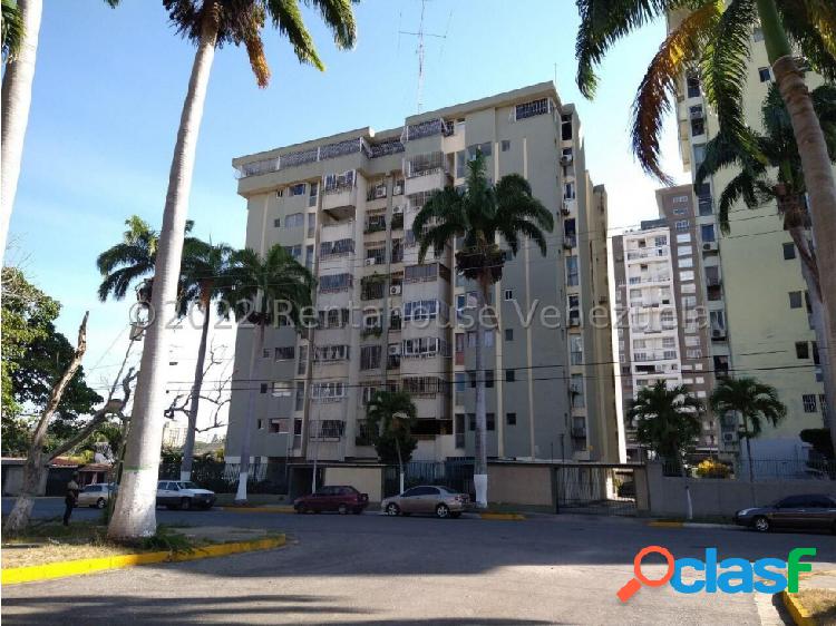 **Junior Alvarado Vende Apartamento Rah 23-18400 **