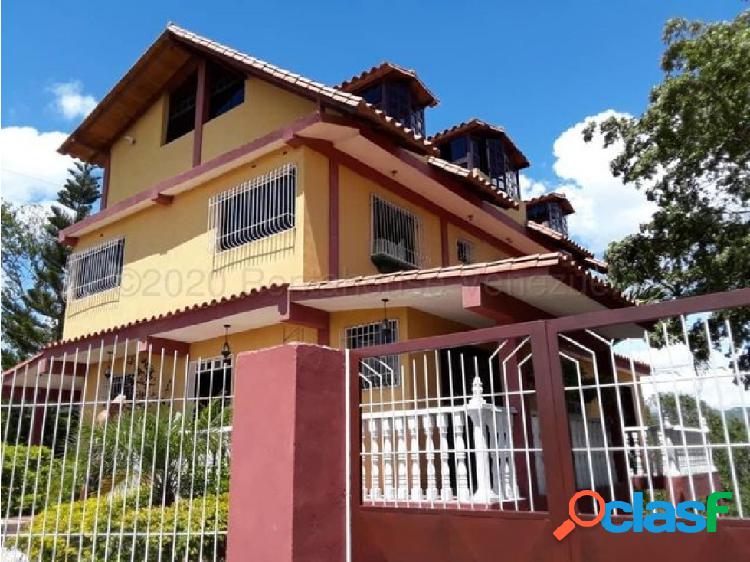 Casa-Granja en Venta Las Cuibas Cabudare 21-11689 FCS