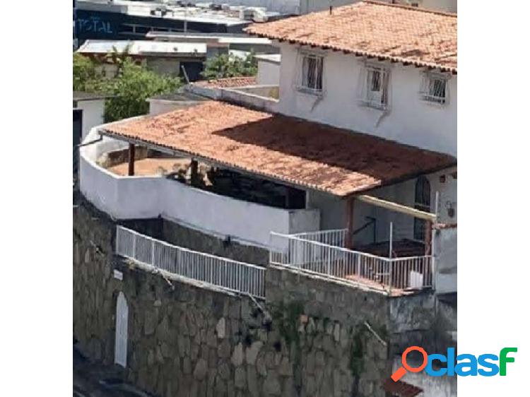 Vendo casa 226.26m2 6h/5b/3p Lomas de La Trinidad 7045