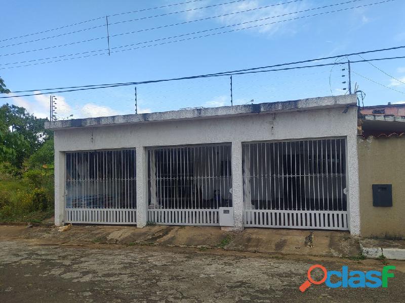 Vendo casa Urbanización Paratepuy Puerto Ordaz