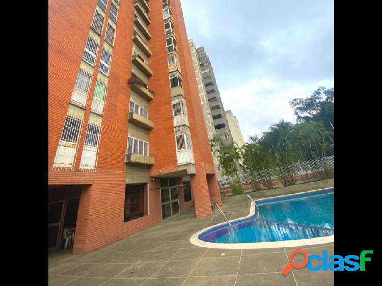 Apartamento en Venta 4hab/ 4b/2estacionamiento Sta Paula