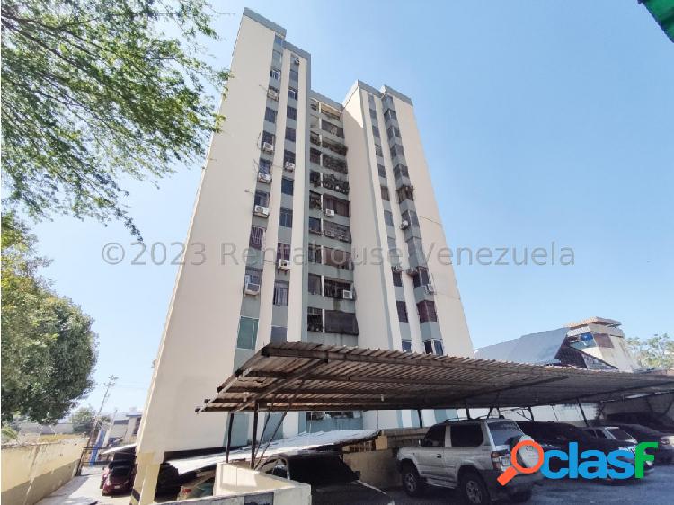 Apartamento en Venta en el Centro de Bqto 23-22664 FCS