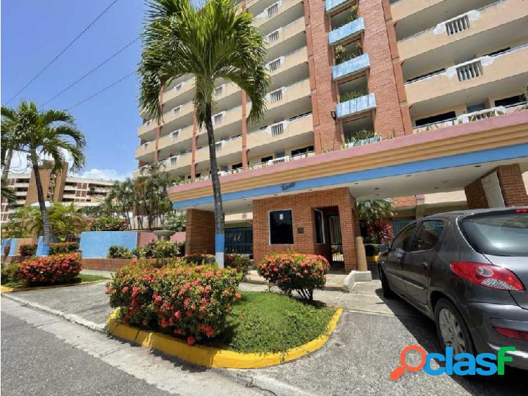 SE VENDE APTO 2HAB/2B/1PE PUERTO ENCANTADO HIGUEROTE