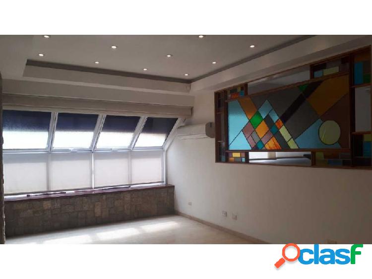 Se alquila apto 230m2 3h+s/5b+s/4p Valle Arriba