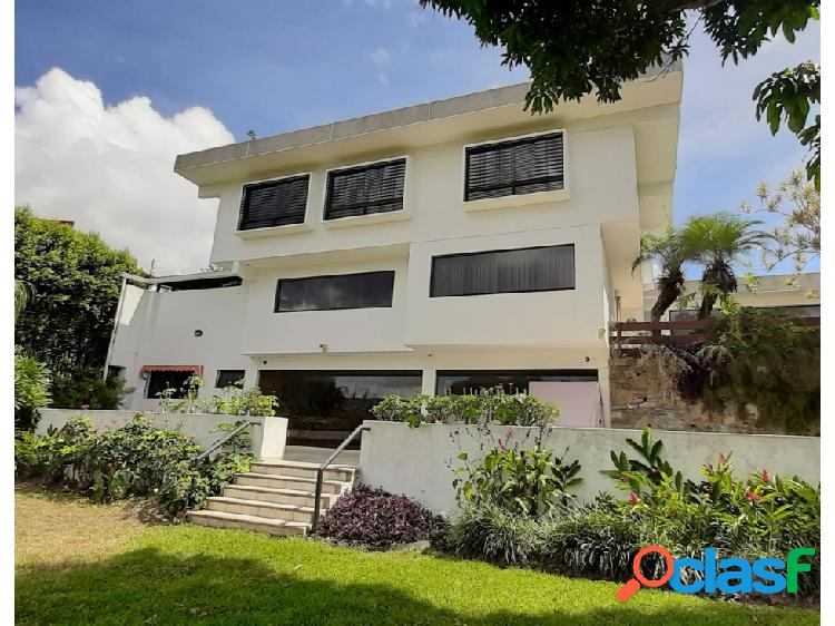 Vendo casa 604m2 5h/6b/4p Cumbres de Curumo 9081