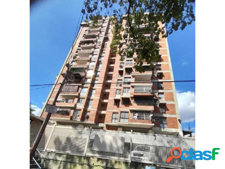 Venta de Apart. Semi-Amobl, Ed. La Estación. Av